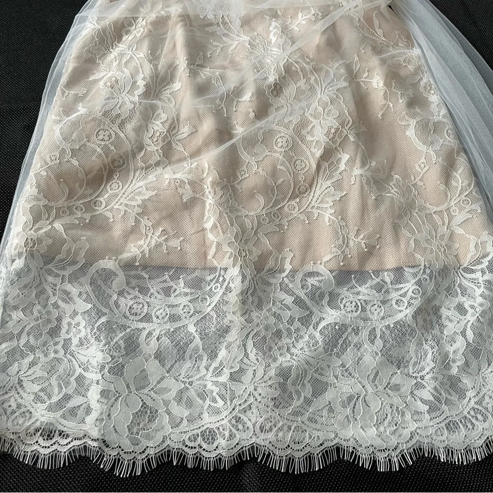 Tule and lace dress 👗 - Picture 4 of 9